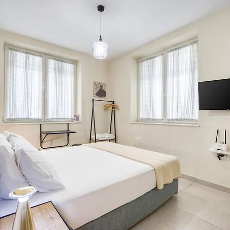 Bentzi...Boutique Apartment 1, Classic Double With Kitchenette, 2 Guests Athen Eksteriør bilde