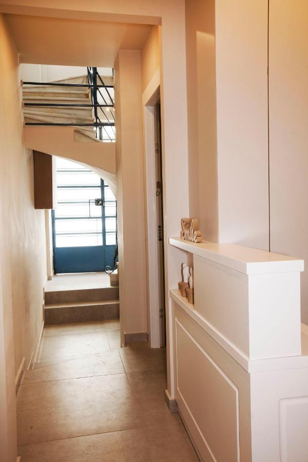 Bentzi...Boutique Apartment 1, Classic Double With Kitchenette, 2 Guests Athen Eksteriør bilde